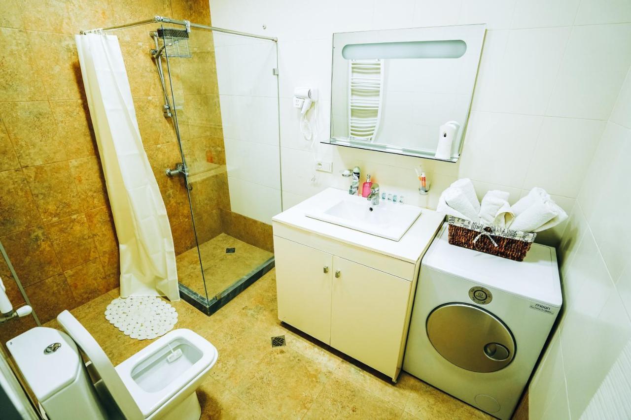 דירות טביליסי Second House Rustaveli מראה חיצוני תמונה